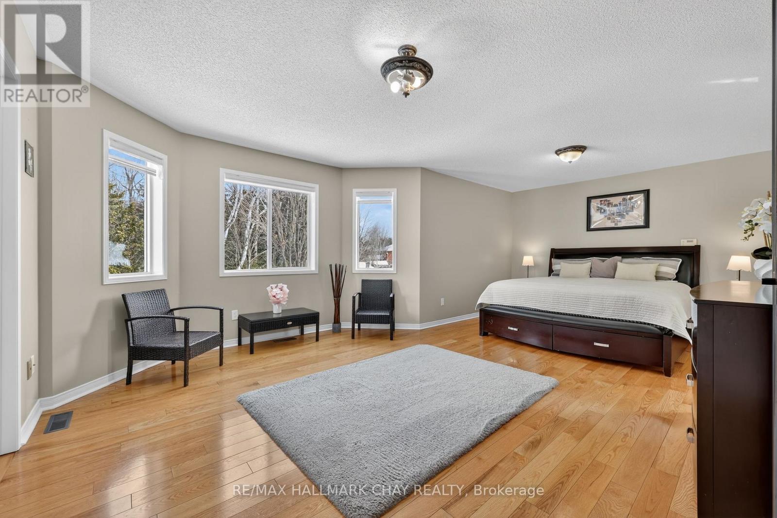 87 Truax Crescent, Essa, Ontario  L3W 0C1 - Photo 17 - N12938960