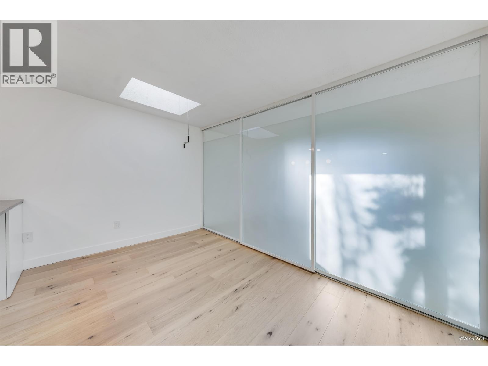 303 1545 E 2nd Avenue, Vancouver, British Columbia  V5N 1C8 - Photo 14 - R3113121