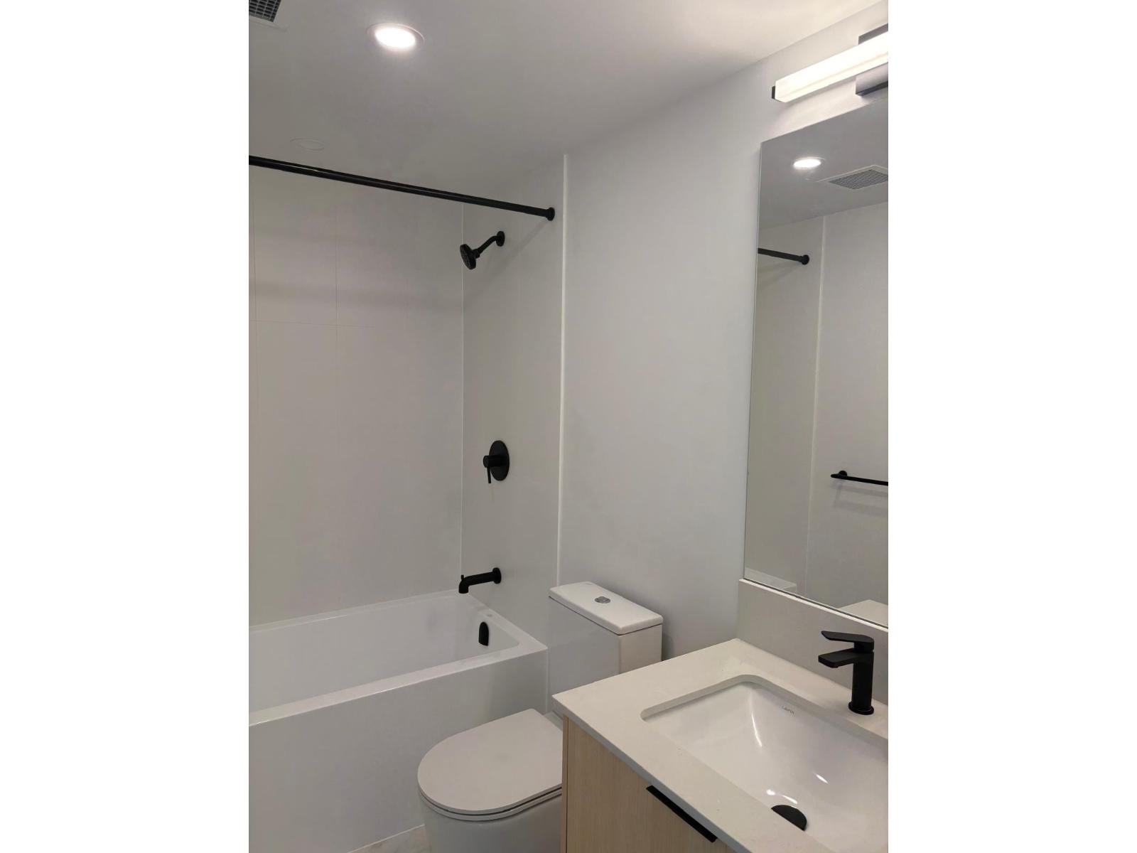 1111 13738 Central Avenue, Surrey, British Columbia  V5T 0X5 - Photo 7 - R3113002