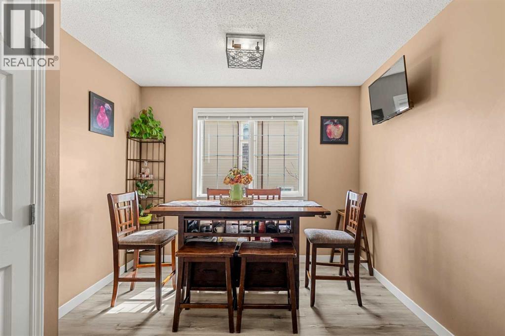 53 Copperfield Court SE, Calgary, Alberta  T2Z 4Z3 - Photo 9 - A2302343