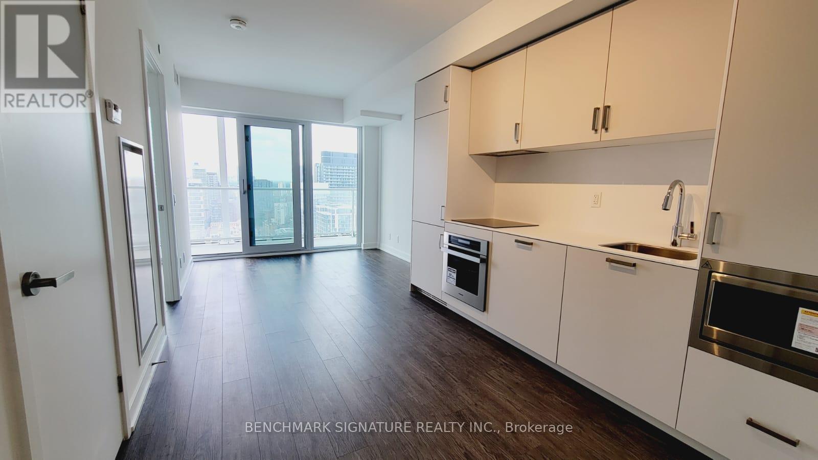 4512 - 88 Queen Street E, Toronto, Ontario  M5C 0B6 - Photo 2 - C13017638