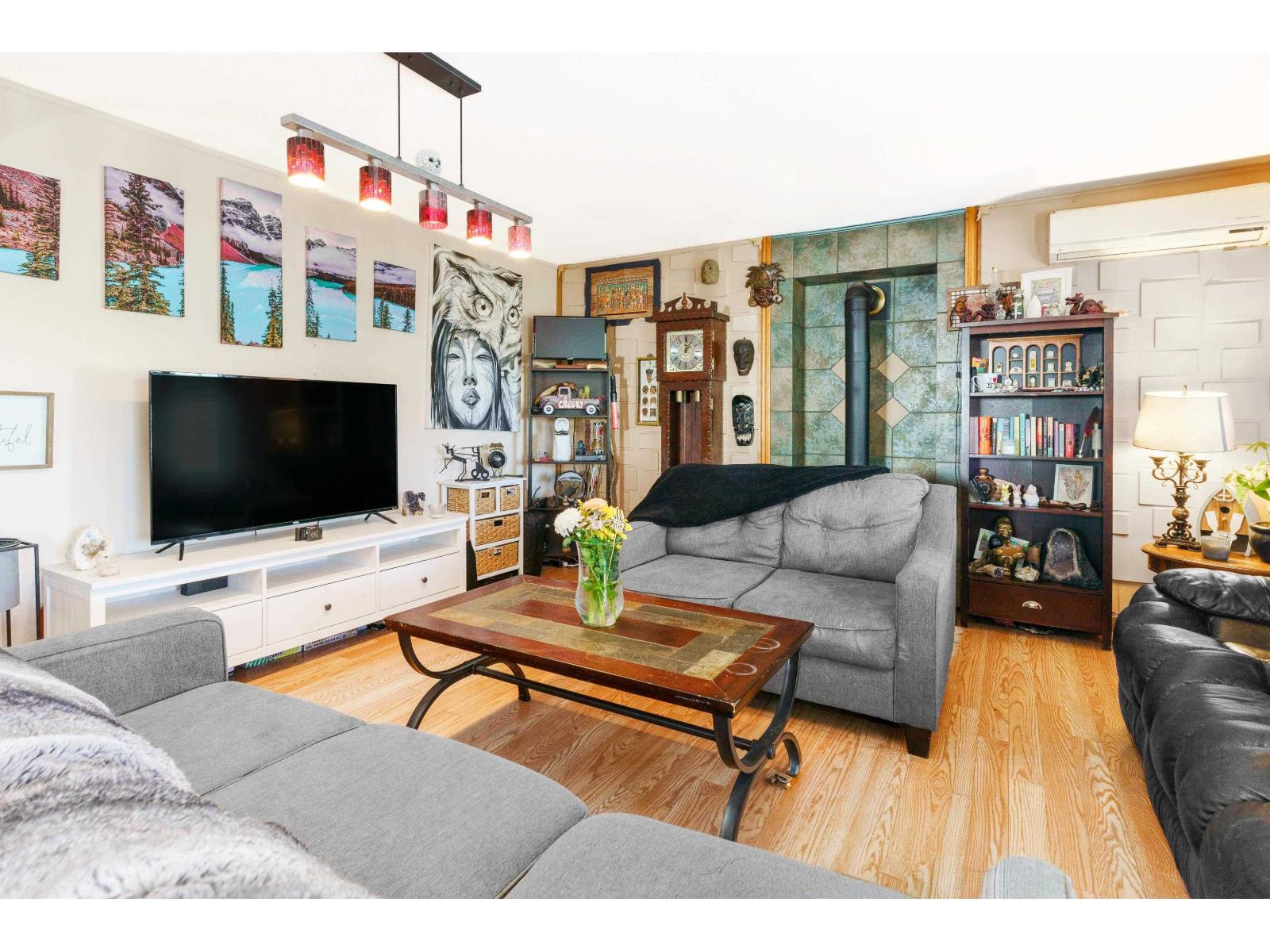 7655 Woodcock Crescent, Mission, British Columbia  V2V 4J8 - Photo 6 - R3111663