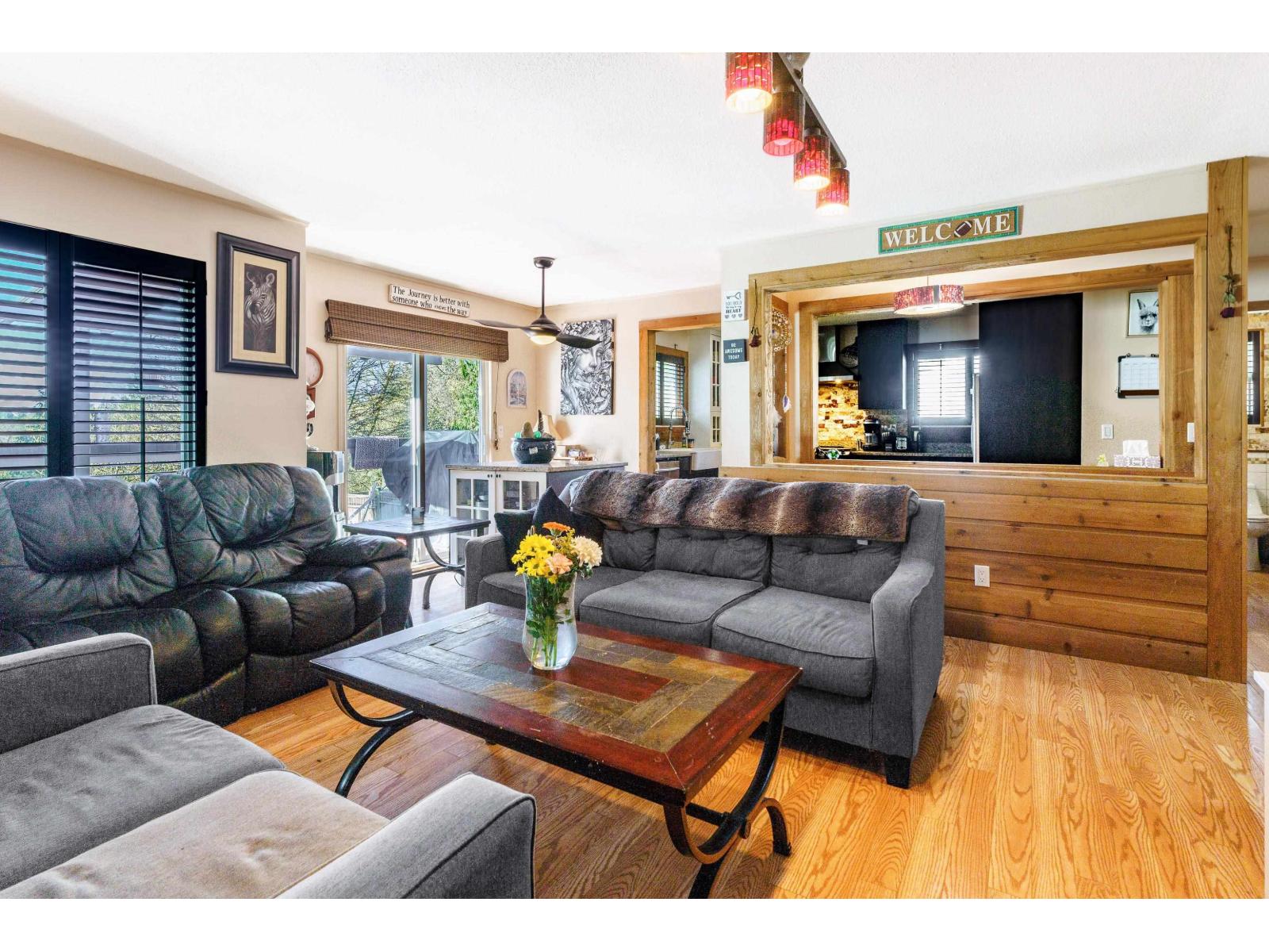 7655 Woodcock Crescent, Mission, British Columbia  V2V 4J8 - Photo 4 - R3111663