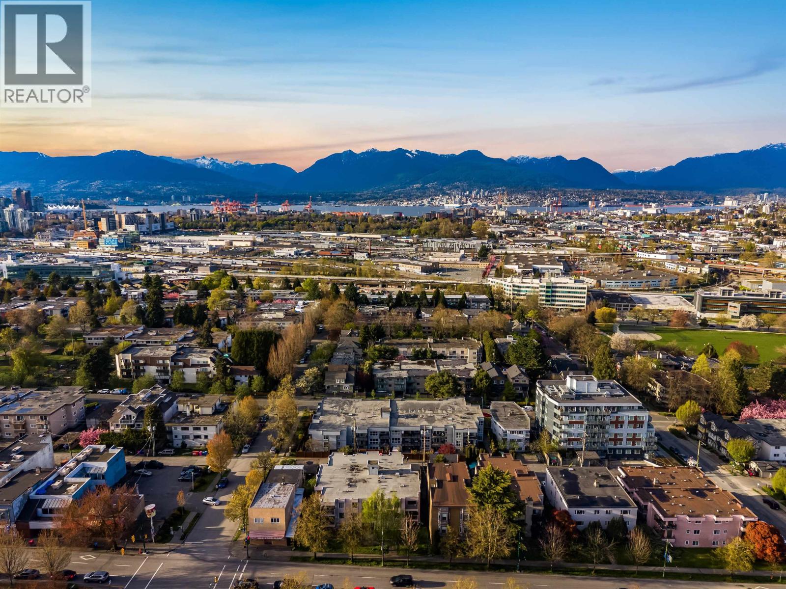 208 808 E 8 Avenue, Vancouver, British Columbia  V5T 1T5 - Photo 30 - R3111491