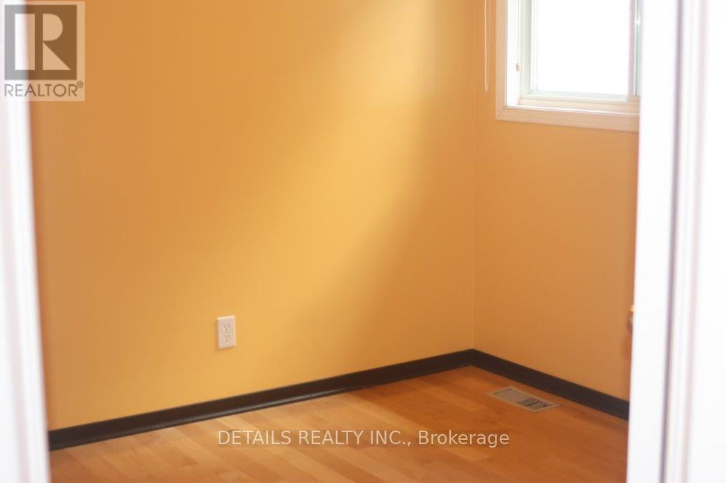 719 Melbourne Avenue, Ottawa, Ontario  K2A 1X4 - Photo 14 - X12992266