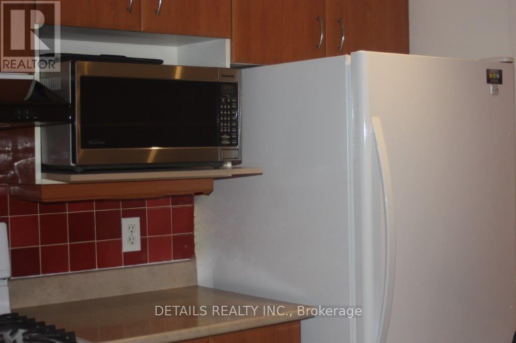 719 Melbourne Avenue, Ottawa, Ontario  K2A 1X4 - Photo 7 - X12992266