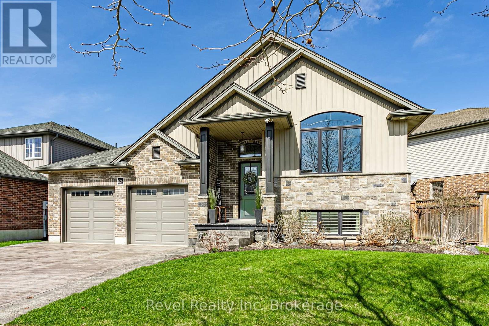 624 HALIFAX ROAD, Woodstock, Ontario