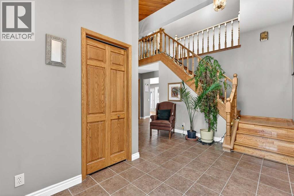 336 Wild Rose Close, Rural Rocky View County, Alberta  T0L 0K0 - Photo 3 - A2298709