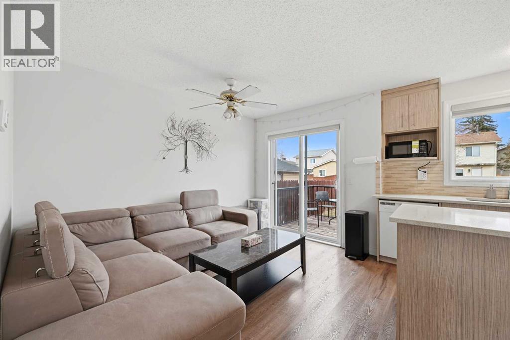 172 Castlebrook Road Ne, Calgary, Alberta  T3J 1P1 - Photo 9 - A2301129