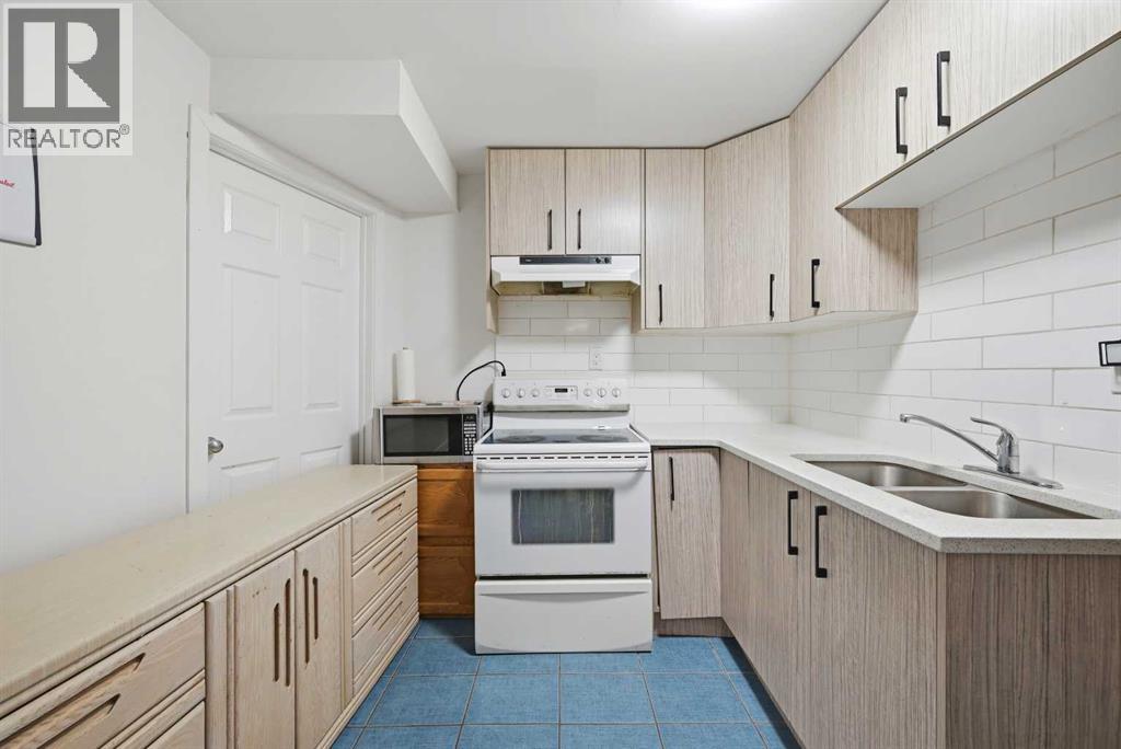 172 Castlebrook Road Ne, Calgary, Alberta  T3J 1P1 - Photo 29 - A2301129