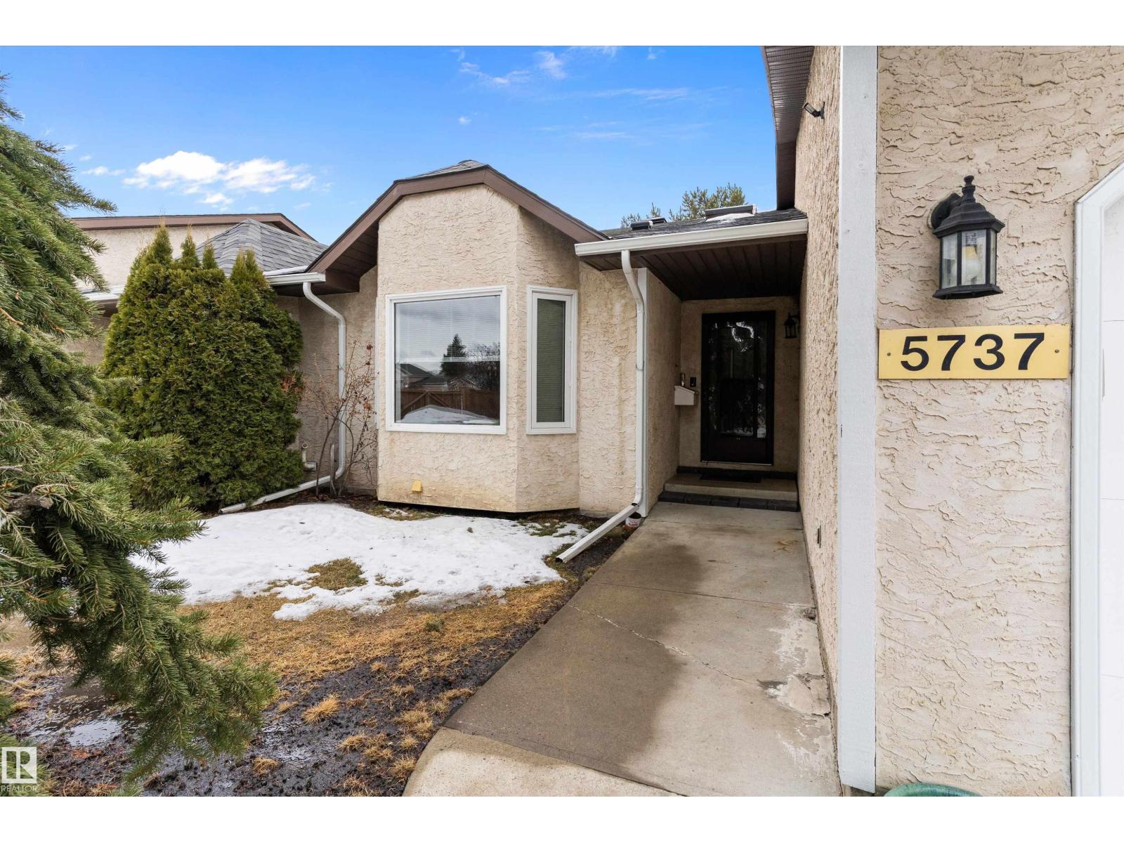 5737 189 St Nw, Edmonton, Alberta  T6M 2G8 - Photo 2 - E4483148