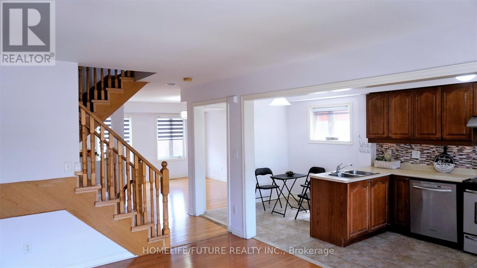 29 Polarlights Way, Toronto, Ontario  M1X 1Z4 - Photo 6 - E13017662