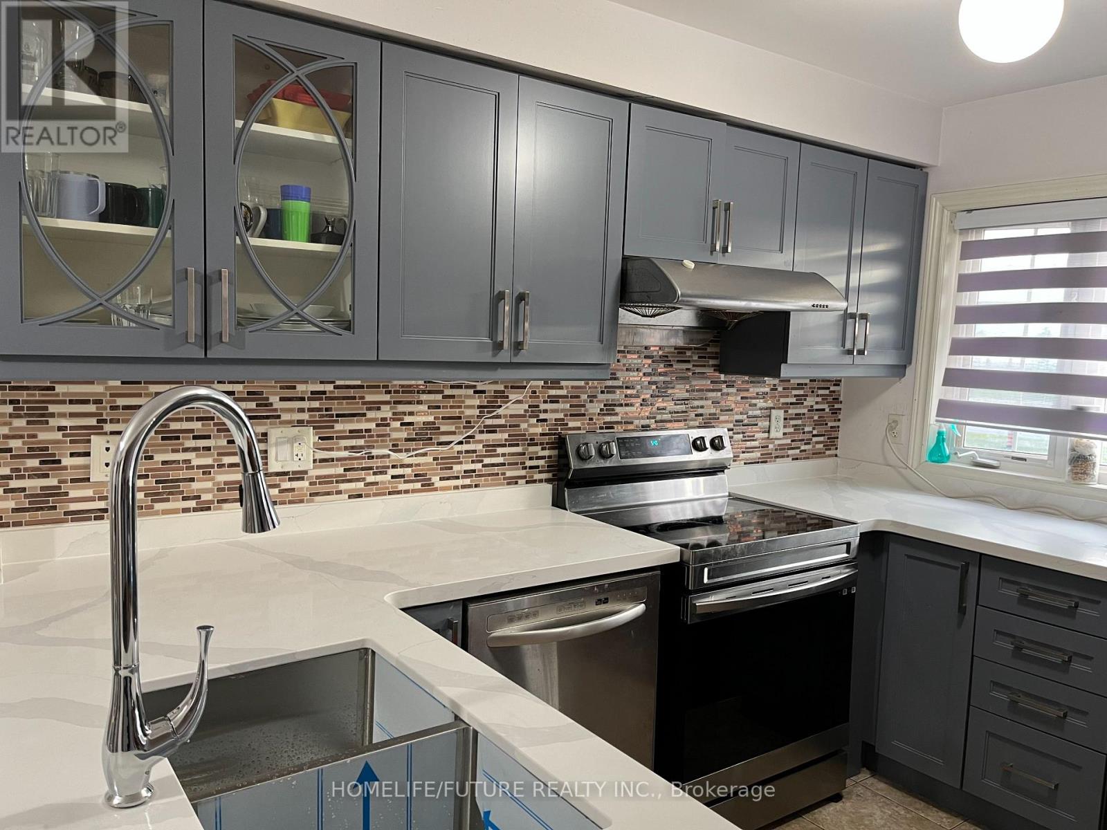 29 Polarlights Way, Toronto, Ontario  M1X 1Z4 - Photo 8 - E13017662