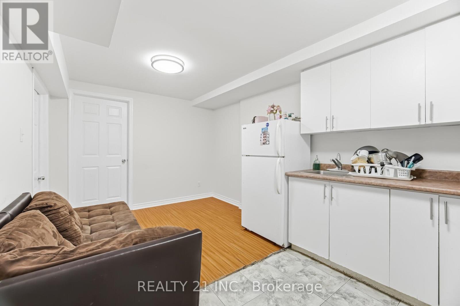 76 Sweet Clover Crescent, Brampton, Ontario  L6R 2Z9 - Photo 43 - W13017658