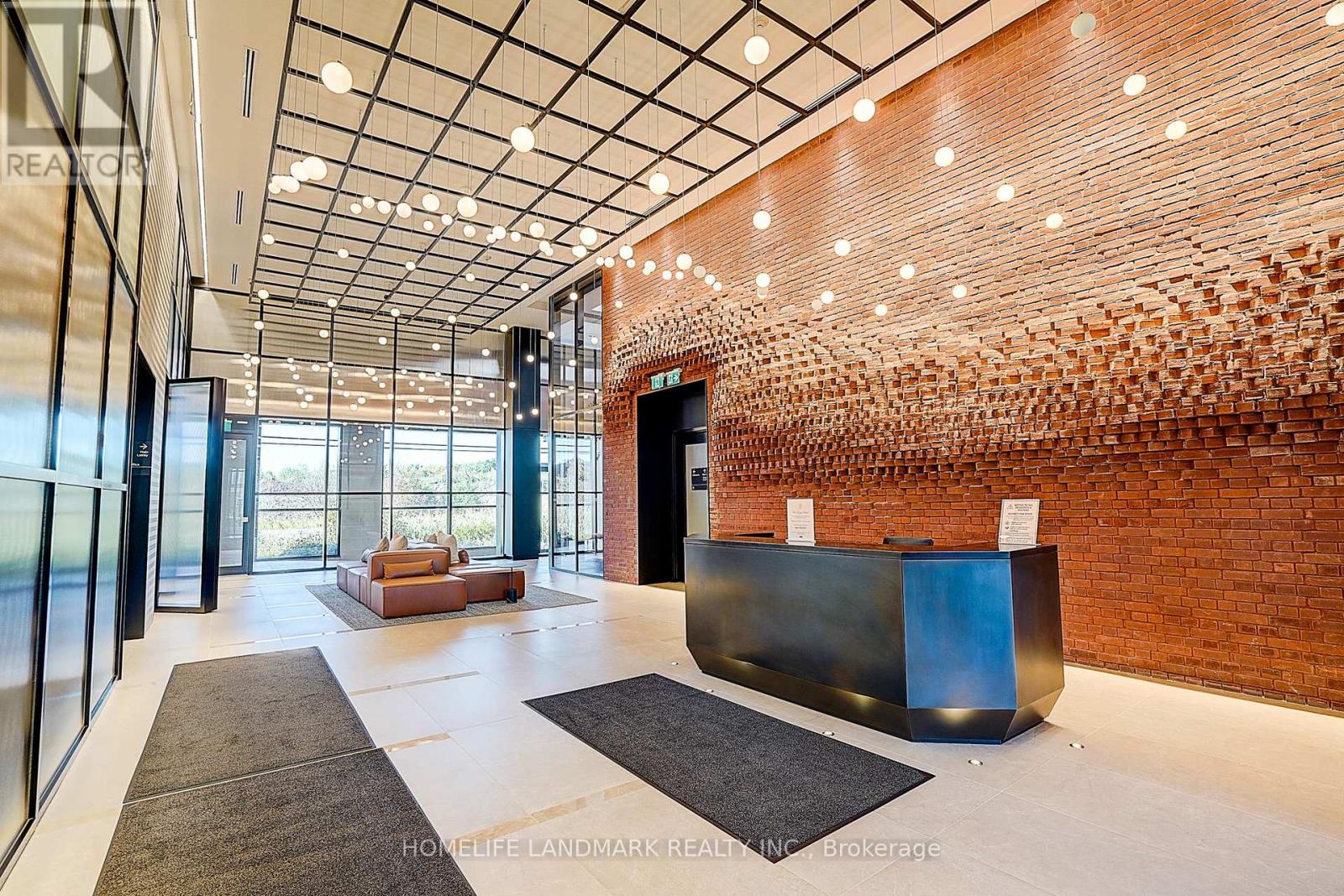 215 - 3200 William Coltson Avenue, Oakville, Ontario  L6H 7W6 - Photo 3 - W13017666