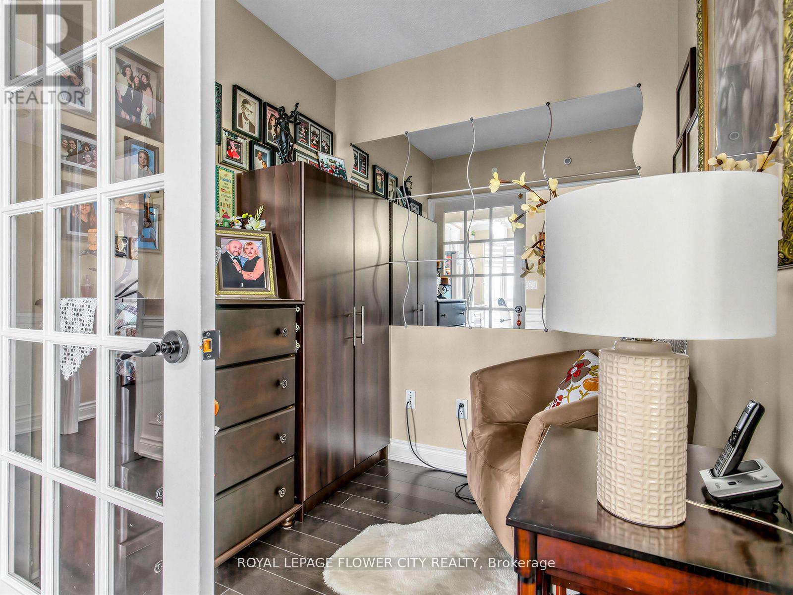 404 - 2088 Lawrence Avenue W, Toronto, Ontario  M9N 1J1 - Photo 19 - W13017668