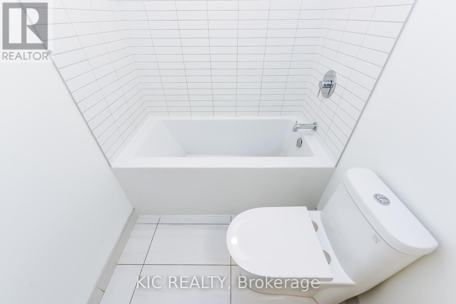 323 - 86 Dundas St. Street E, Mississauga, Ontario  L5A 0B1 - Photo 14 - W13017670