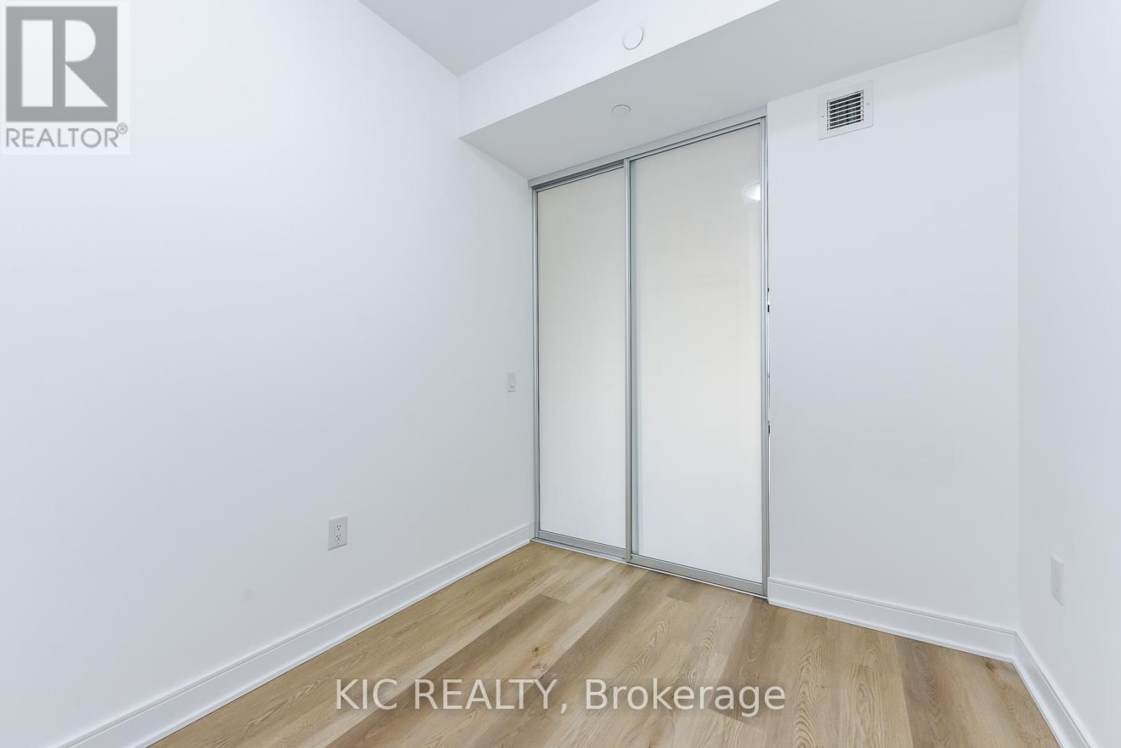 323 - 86 Dundas St. Street E, Mississauga, Ontario  L5A 0B1 - Photo 18 - W13017670