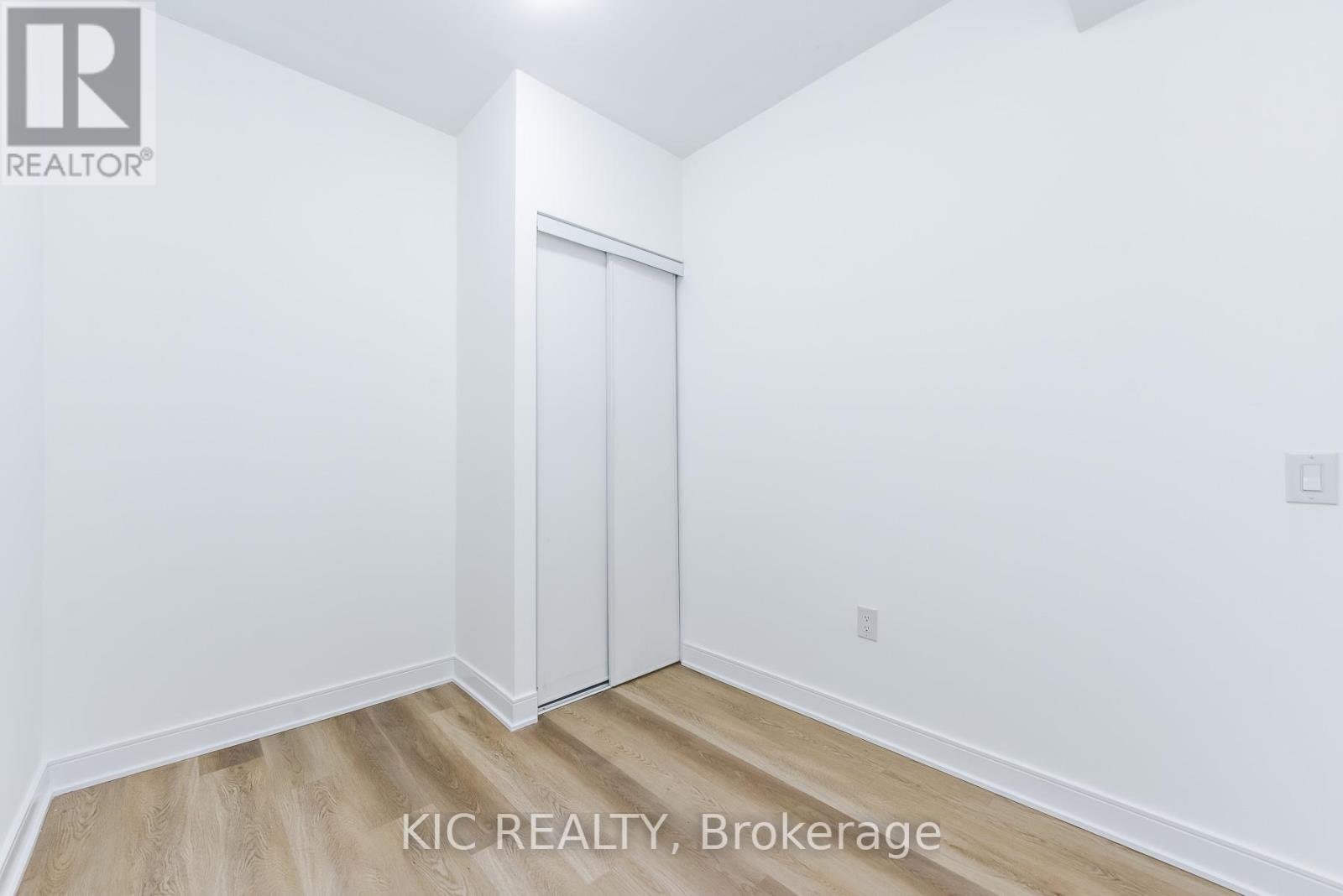 323 - 86 Dundas St. Street E, Mississauga, Ontario  L5A 0B1 - Photo 21 - W13017670