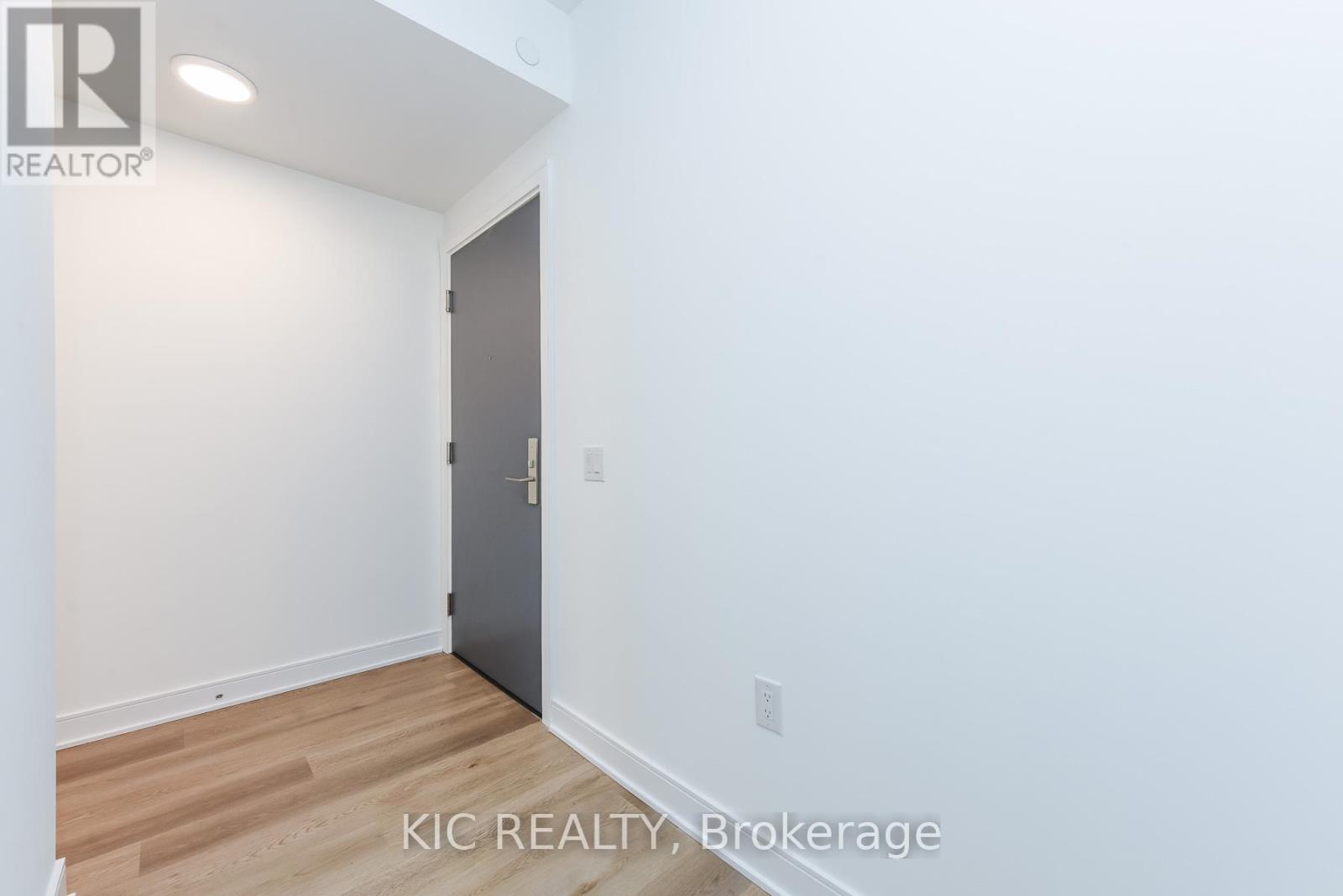 323 - 86 Dundas St. Street E, Mississauga, Ontario  L5A 0B1 - Photo 6 - W13017670