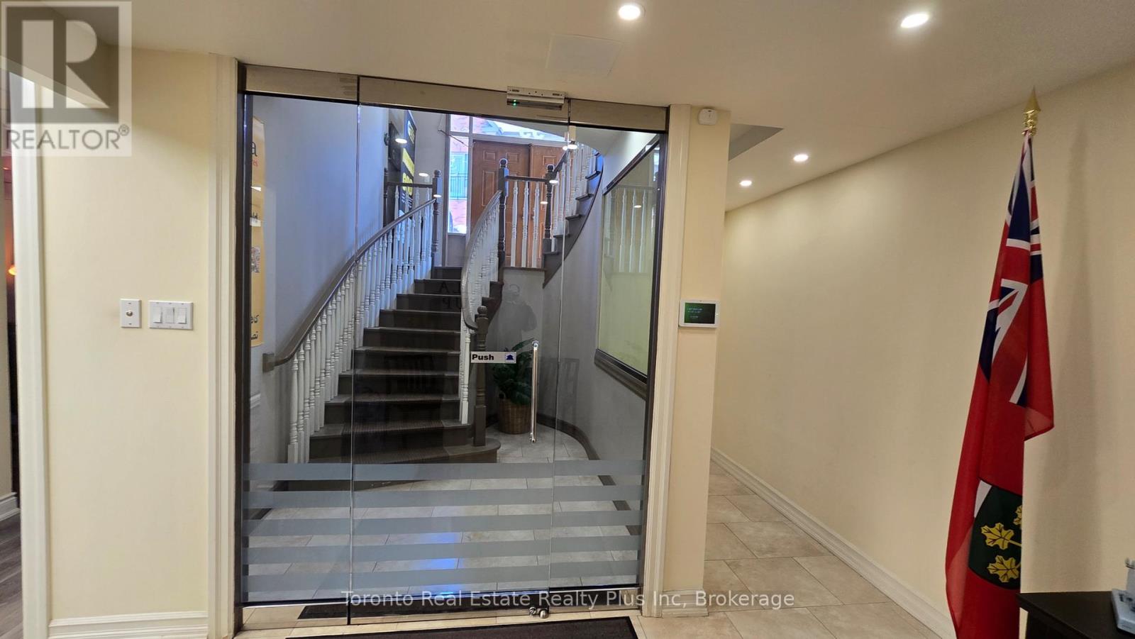 #100 - 53 Village Centre Place, Mississauga, Ontario  L4Z 1V9 - Photo 6 - W13017672