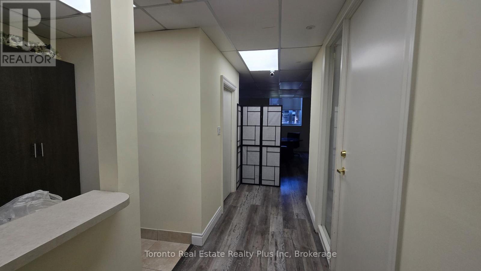 #100 - 53 Village Centre Place, Mississauga, Ontario  L4Z 1V9 - Photo 8 - W13017672