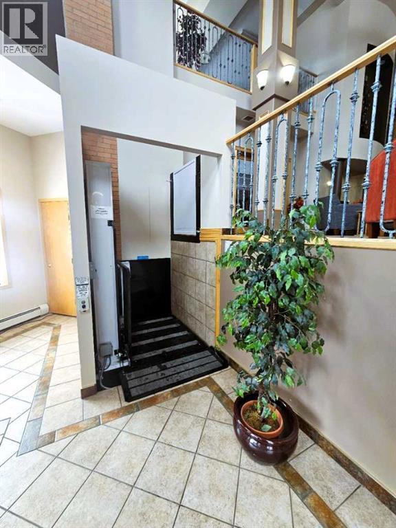 303, 4512 52 Avenue, Red Deer, Alberta  T4N 7B9 - Photo 25 - A2302685