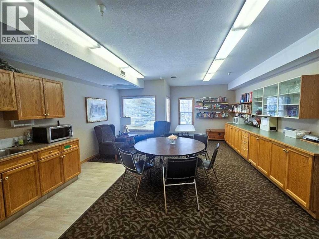 303, 4512 52 Avenue, Red Deer, Alberta  T4N 7B9 - Photo 24 - A2302685