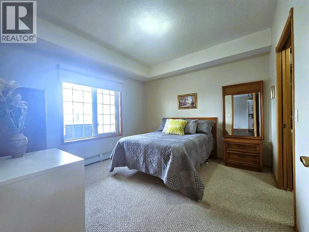 303, 4512 52 Avenue, Red Deer, Alberta  T4N 7B9 - Photo 8 - A2302685