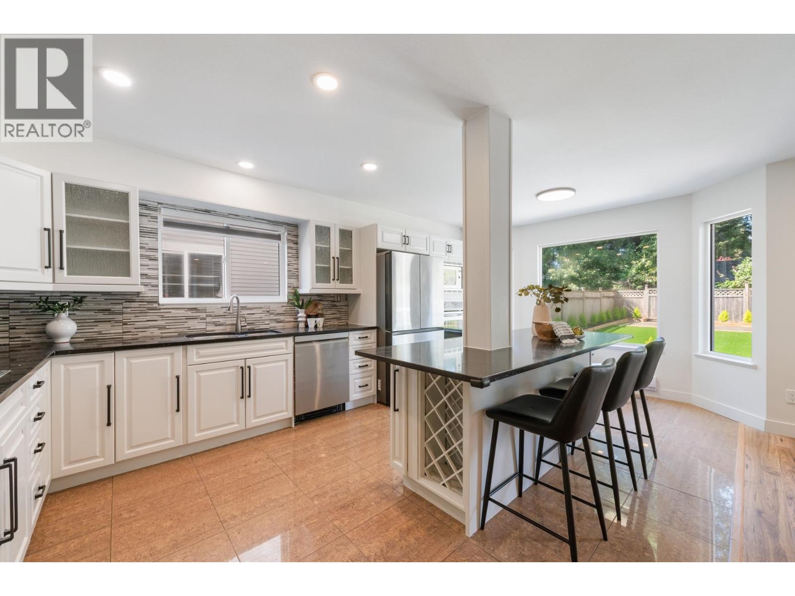 2111 Philip Avenue, North Vancouver, British Columbia  V7P 2W5 - Photo 12 - R3112892