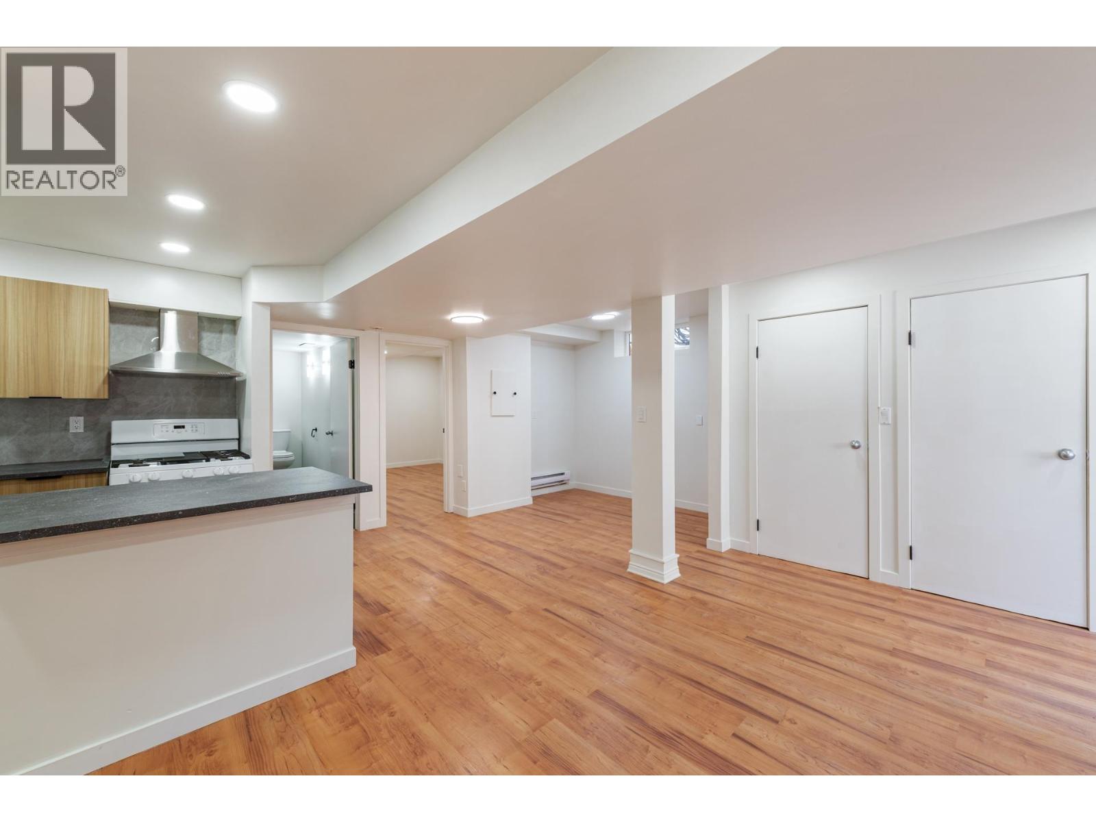 2111 Philip Avenue, North Vancouver, British Columbia  V7P 2W5 - Photo 34 - R3112892