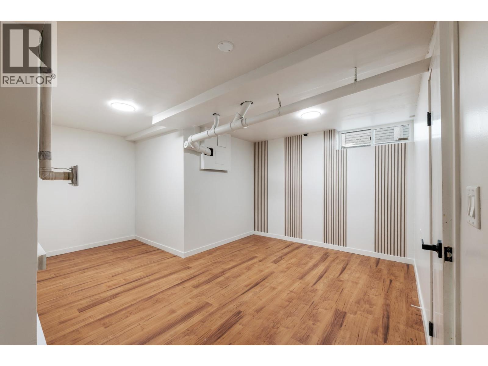 2111 Philip Avenue, North Vancouver, British Columbia  V7P 2W5 - Photo 33 - R3112892