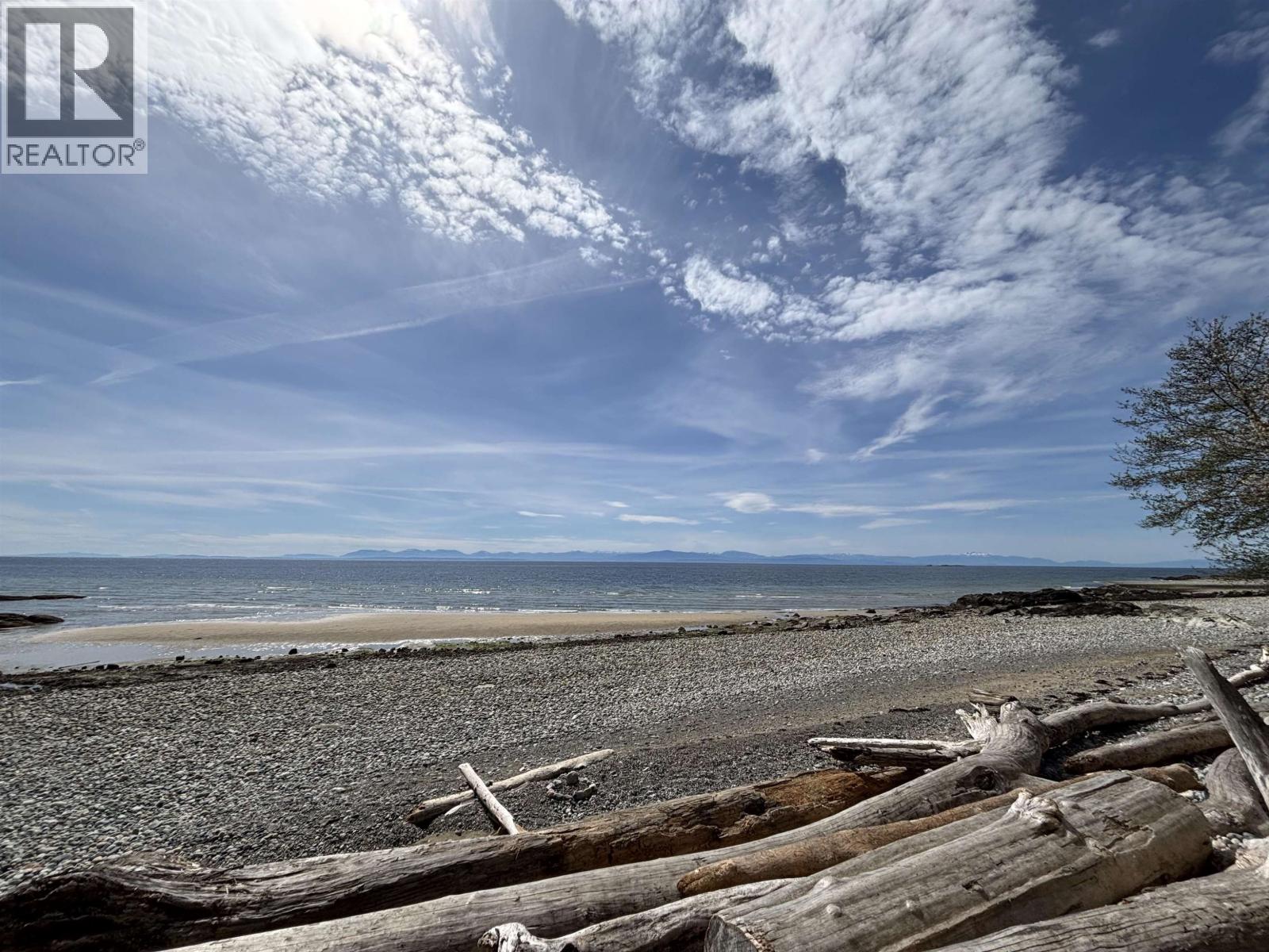 1291 Marlene Road, Roberts Creek, British Columbia  V0N 2W2 - Photo 4 - R3103779