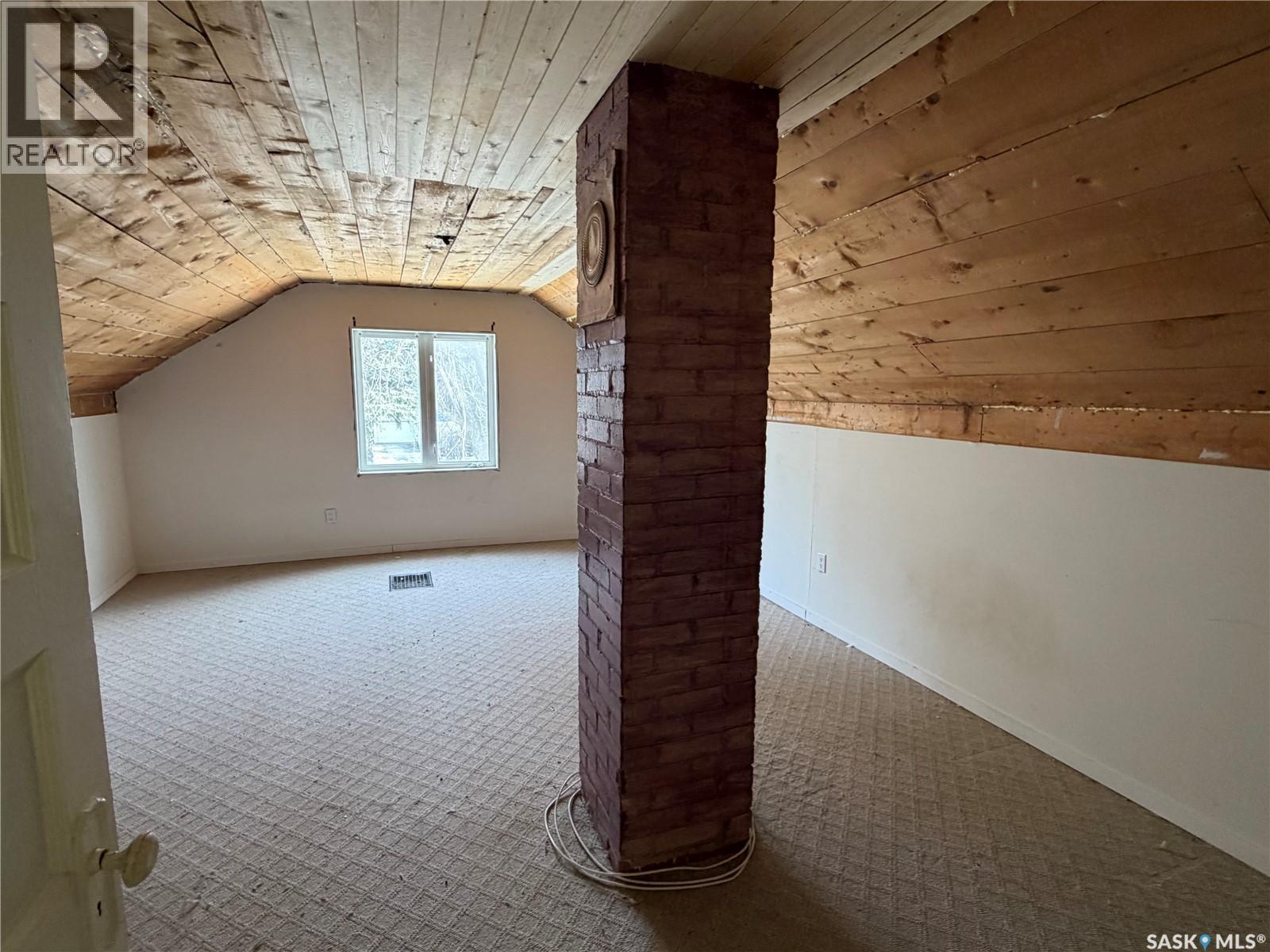 407 2nd Street E, Meadow Lake, Saskatchewan  S9X 1E8 - Photo 15 - SK033235