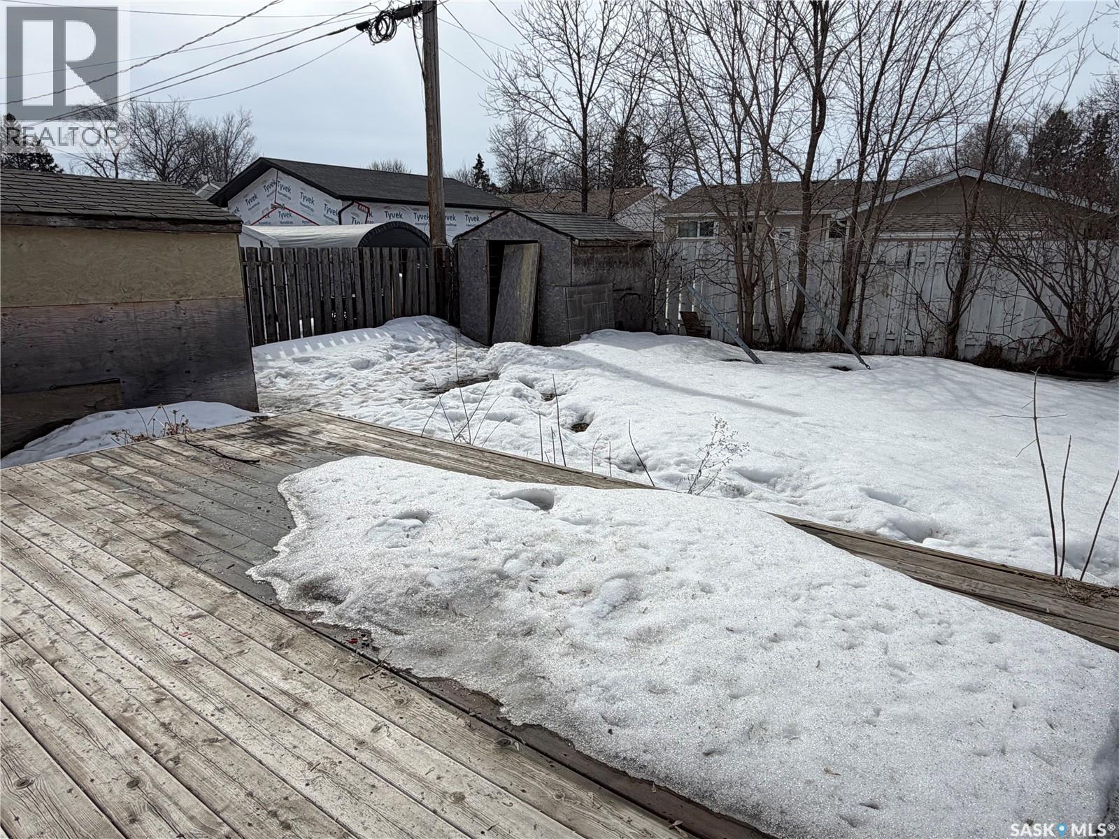 407 2nd Street E, Meadow Lake, Saskatchewan  S9X 1E8 - Photo 18 - SK033235