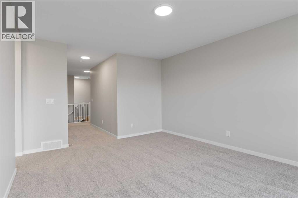 106 Monterey Bay SE, High River, Alberta  T1V 0K3 - Photo 18 - A2267748