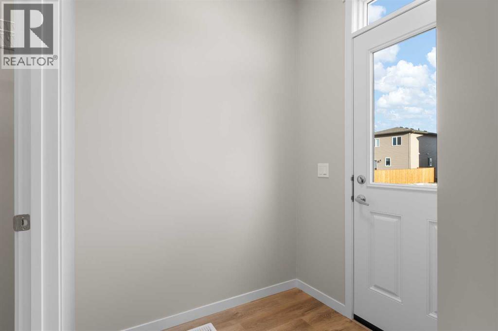 118 Montane Link SE, High River, Alberta  T1V 9K8 - Photo 8 - A2292744