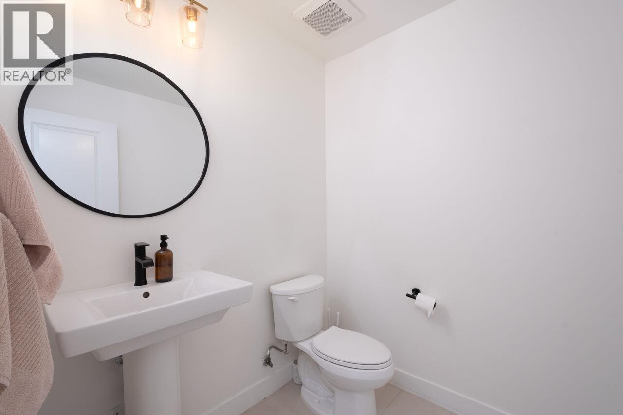 116 1460 Southview Street, Coquitlam, British Columbia  V3E 0G6 - Photo 25 - R3113127