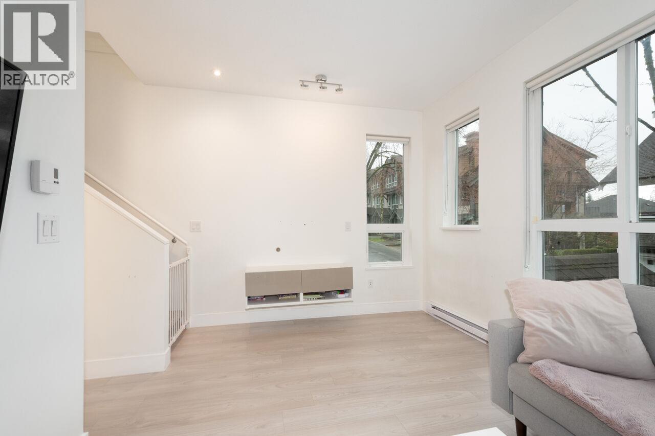 116 1460 Southview Street, Coquitlam, British Columbia  V3E 0G6 - Photo 6 - R3113127