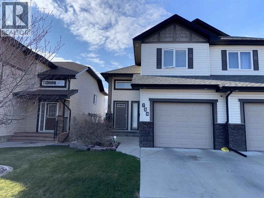 755 Silkstone Close W, Lethbridge, Alberta  T1J 4B9 - Photo 2 - A2303320