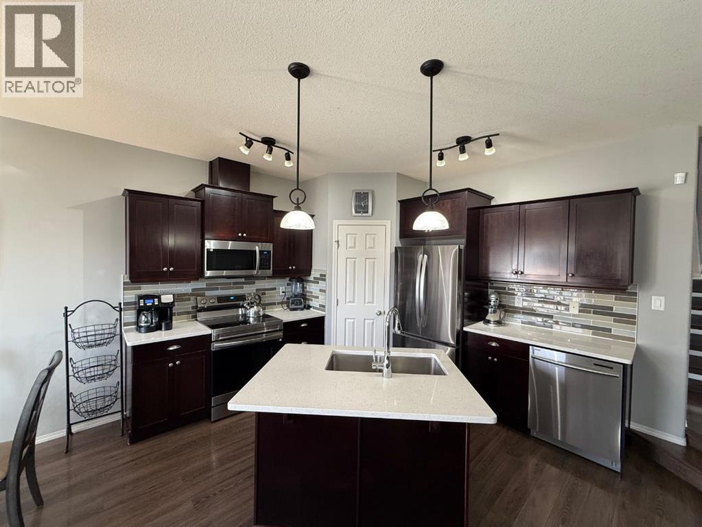 755 Silkstone Close W, Lethbridge, Alberta  T1J 4B9 - Photo 7 - A2303320