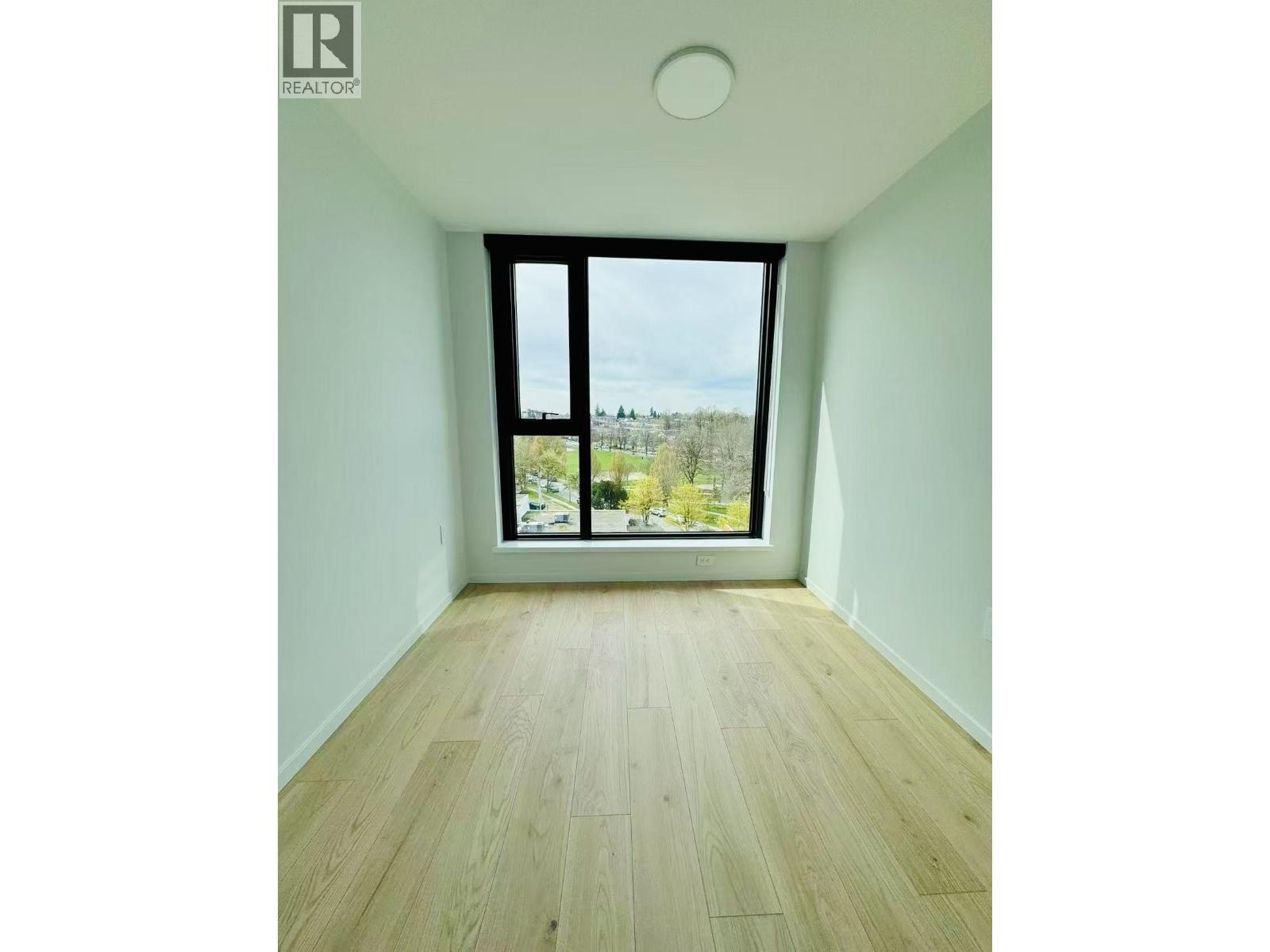 602 2719 Kingsway, Vancouver, British Columbia  V5R 4S9 - Photo 3 - R3113128