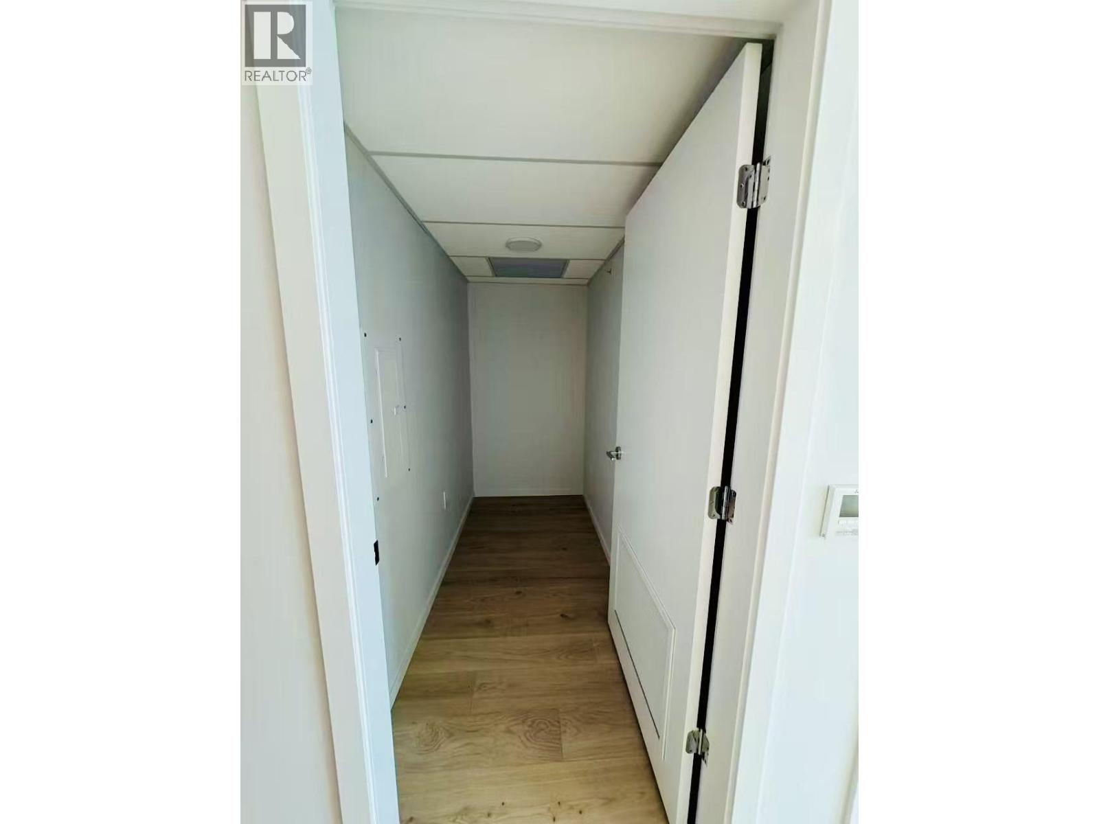 602 2719 Kingsway, Vancouver, British Columbia  V5R 4S9 - Photo 5 - R3113128