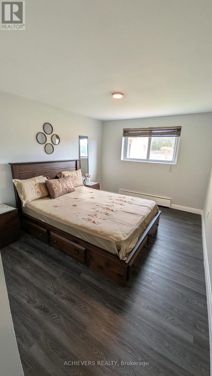 Photo 14 of 20 for 105 - 1825 Whitney Street