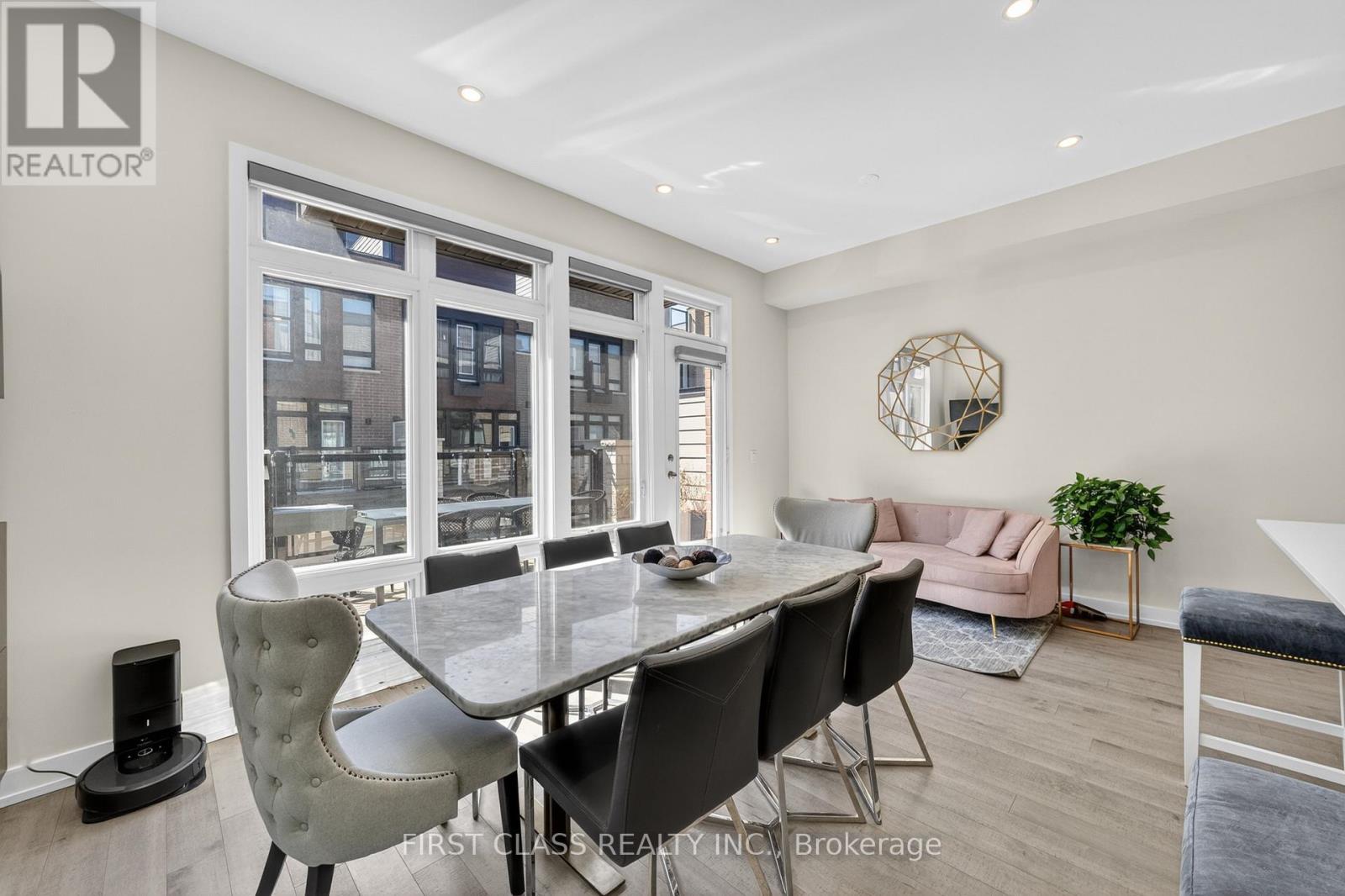 34 Credit Lane, Richmond Hill, Ontario  L4E 1G9 - Photo 12 - N13017692