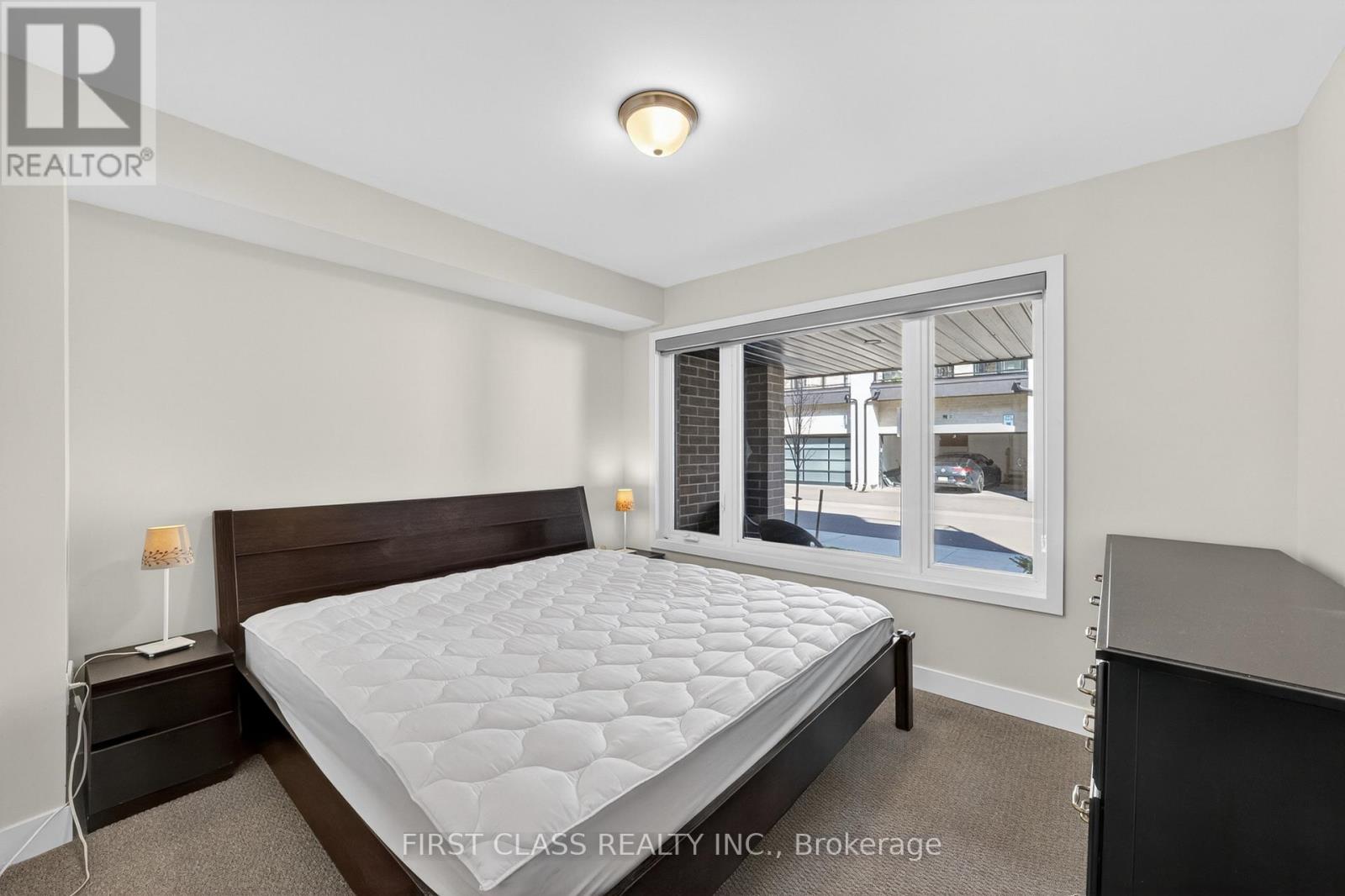 34 Credit Lane, Richmond Hill, Ontario  L4E 1G9 - Photo 2 - N13017692