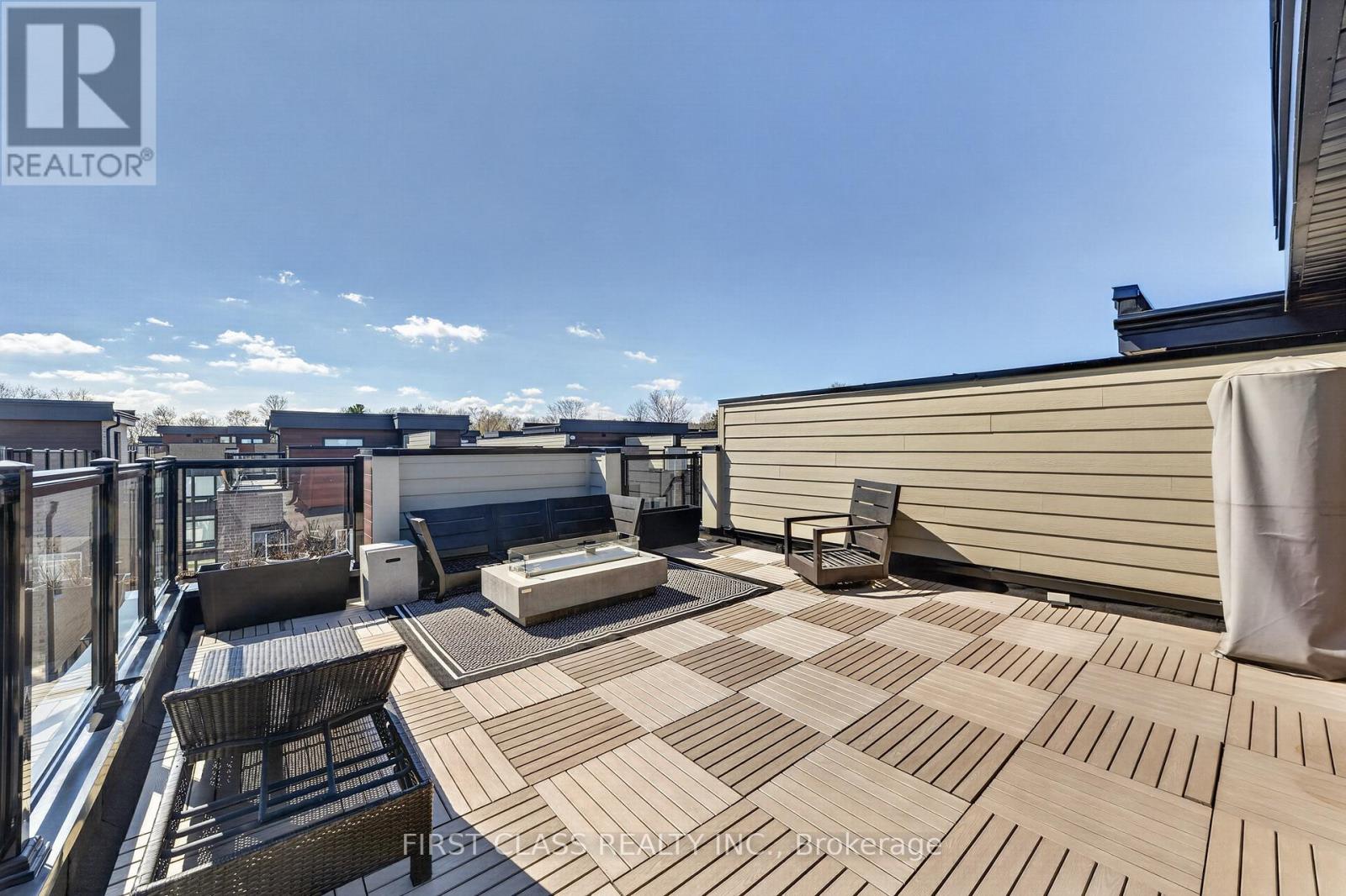 34 Credit Lane, Richmond Hill, Ontario  L4E 1G9 - Photo 31 - N13017692