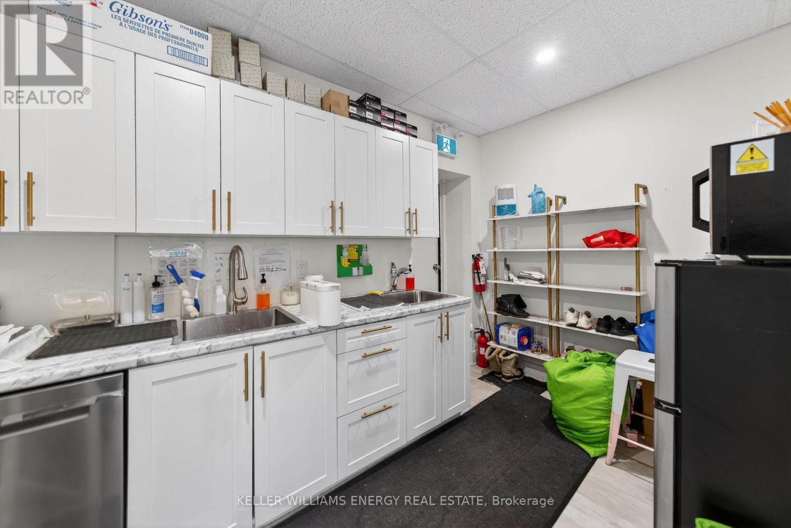 302 Picton Main Street, Prince Edward County, Ontario  K0K 2T0 - Photo 17 - X12984522