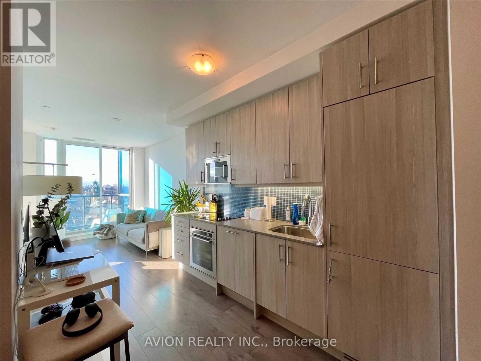 1015 - 297 College Street, Toronto, Ontario  M5T 1S2 - Photo 6 - C13007920