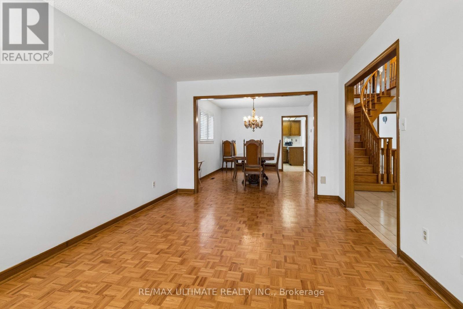 149 Castlehill Road, Vaughan, Ontario  L6A 1N7 - Photo 6 - N13017616